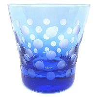 かわいらしい水玉模様をあしらった天開ロックグラス