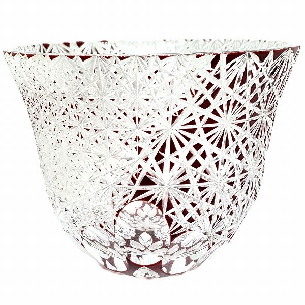 ぐいのみ・二首菊繋ぎを正面から見た時の写真。