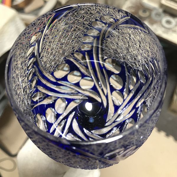 切子、ワイングラス、赤ワイン、高級、贈り物、プレゼント、退職祝い、江戸切子の技法、伝統的、切子作家